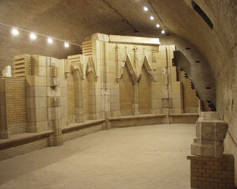 Anjou-kori-kőtár