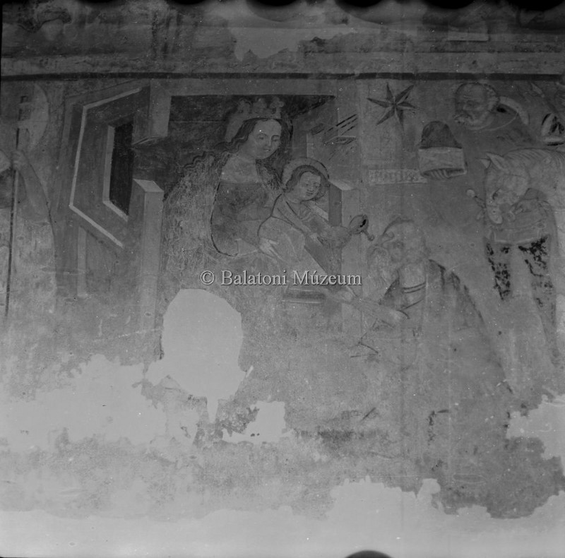 Veleméri Szentháromság-templomképVeleméri Szentháromság-templom Aquila János általfestett Máriát kis Jézussal és a három királyokat ábrázoló freskója. helytörténet