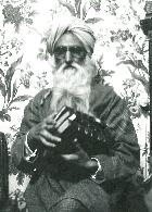 Amrita apja, Umrao Singh Sher-Gil, a szikh, nemesi származású filozófus és szenvedélyes fotográfus (Párizs, 1933)