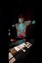 Installation_Shot_of_David_Bowie_is_at_the_VA_is_courtesy_David_Bowie_Archive_c_Victoria_and_Albert_Museum_London5.jpg