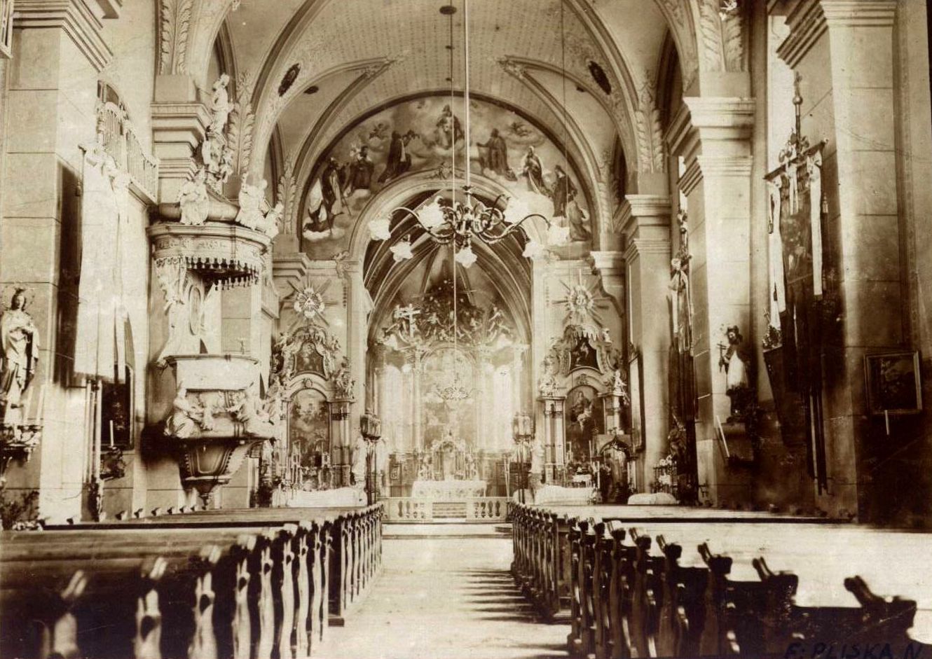 A templombelső 1912-ben