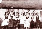 Főzőtanfolyamot végzett lányok.  Fotó: Bognóczky Géza református lelkész 1941. június